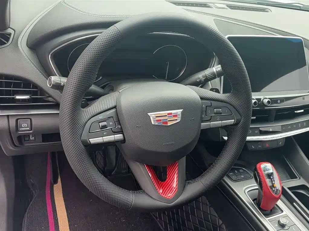 Cadillac CT5 2021 28T luxury model купить на сайте DeffCars