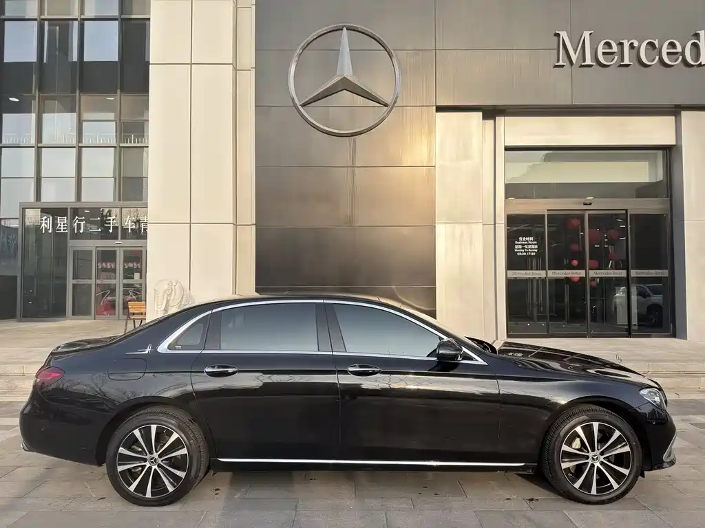 Mercedes-Benz E-Class New Energy 2022 E 350 e L plug-in hybrid sedan купить на сайте DeffCars