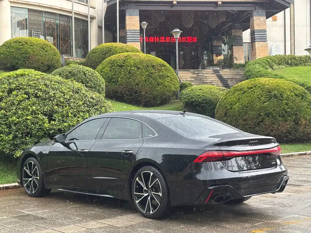 Audi A7L 2024 45 TFSI quattro luxury model купить на сайте DeffCars