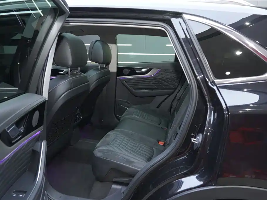 Hongqi HS5 2022 facelift 2.0T Zhilian Qixiang four-wheel drive version купить на сайте DeffCars