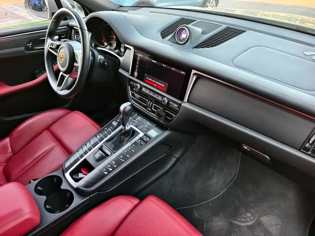 Macan 2021 Macan 2.0T купить на сайте DeffCars