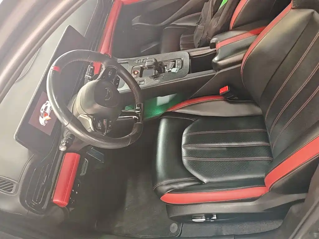Trumpchi Empow 2021 270T DCT J15 version купить на сайте DeffCars