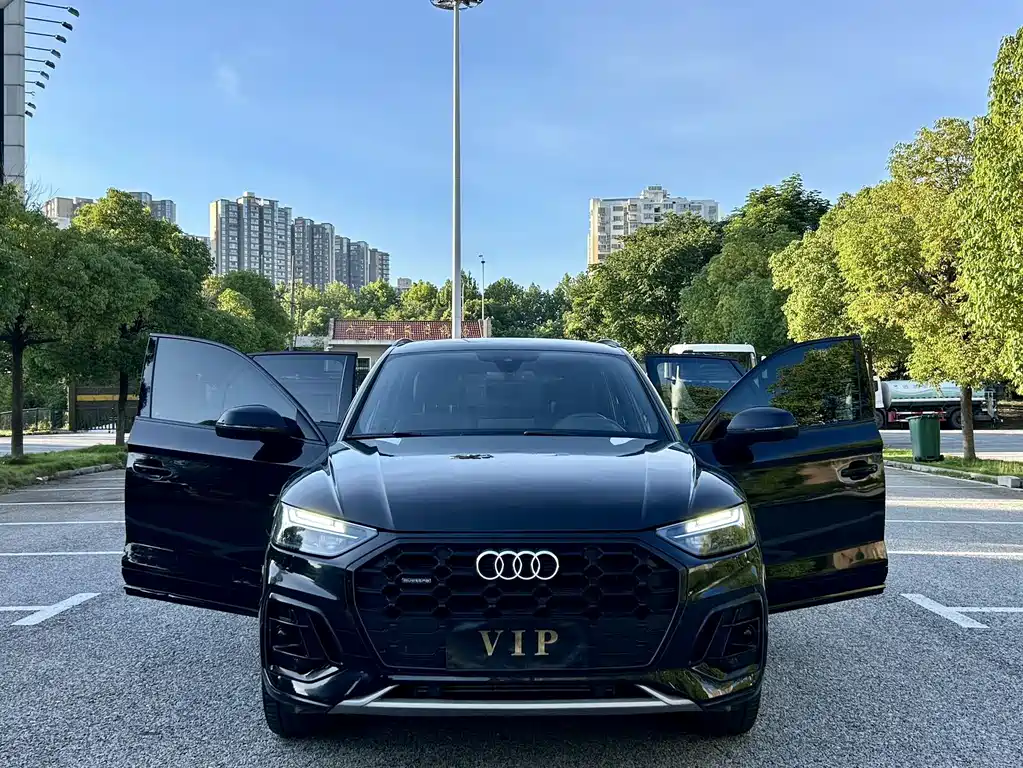 Audi Q5L 2024 45 TFSI luxury and dynamic model купить на сайте DeffCars