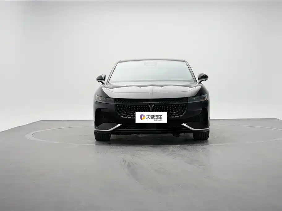 Lantu Chasing Light 2024 PHEV four-wheel drive ultra-long range flagship version купить на сайте DeffCars