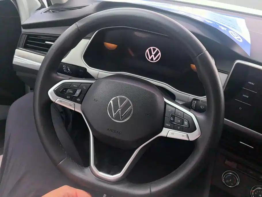 Bora 2023 200TSI DSG Changxing Edition купить на сайте DeffCars