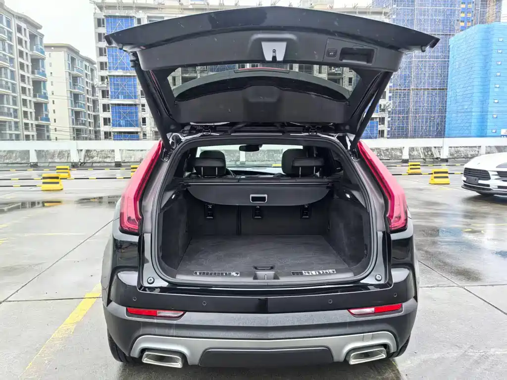 Cadillac XT4 2023 28T two-wheel drive premium model купить на сайте DeffCars