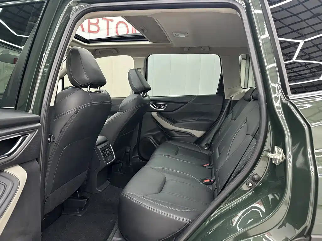 Forester 2022 2.0i AWD Deluxe Edition EyeSight купить на сайте DeffCars