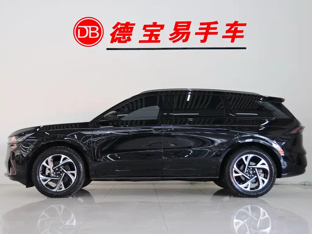 Voyager 2025 2.0T four-wheel drive Zunyi hybrid version купить на сайте DeffCars