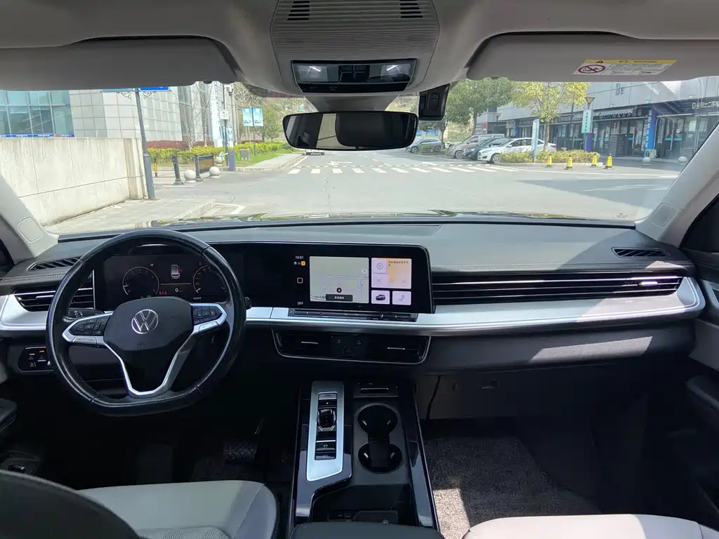 Lanxun 2023 330TSI Luxury Touring Edition купить на сайте DeffCars