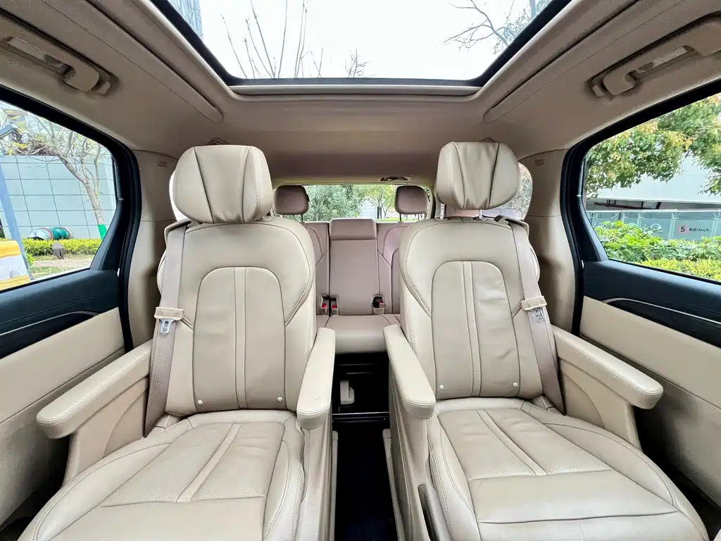 Buick GL8 2021 ES Lu Zun 653T luxury model купить на сайте DeffCars