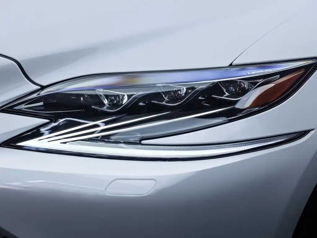 Lexus LS 2018 500h F SPORT National V купить на сайте DeffCars