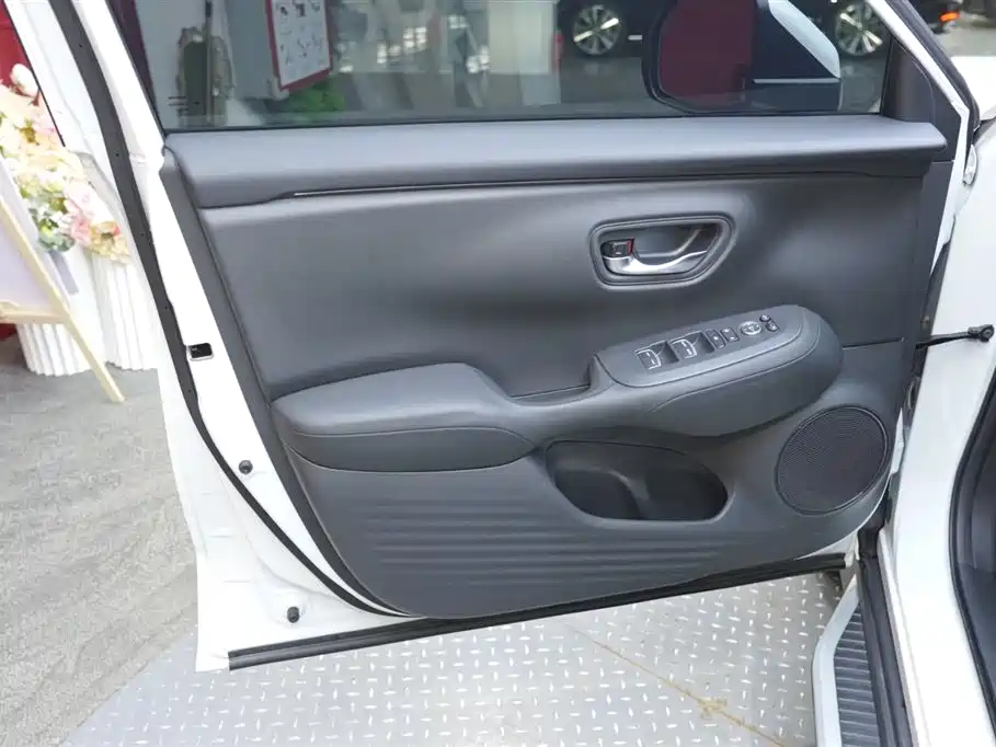 ZR-V Zhizai 2023 1.5T CVT technology version купить на сайте DeffCars
