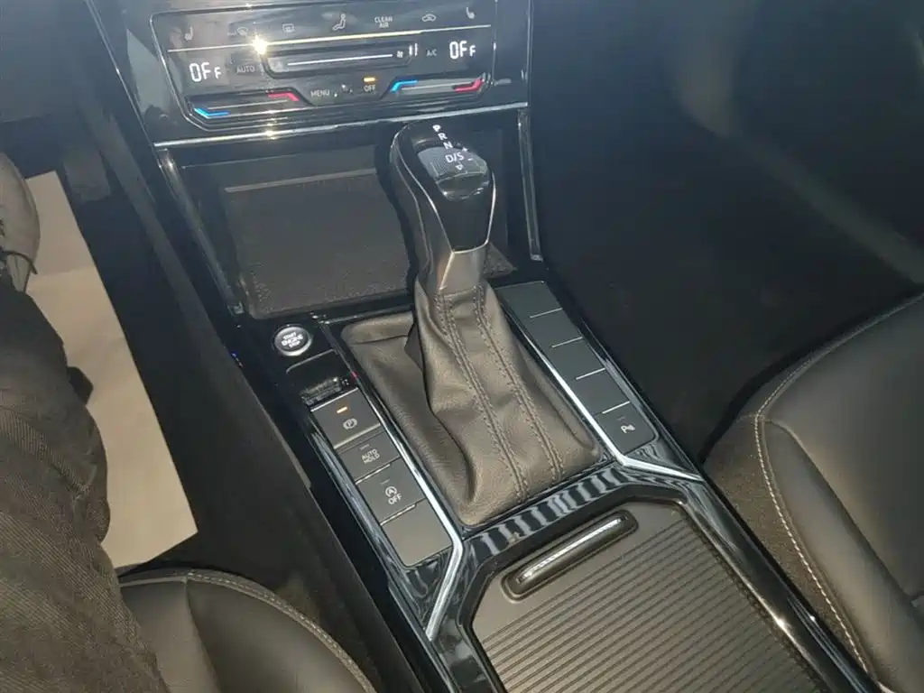 Passat 2022 330TSI Elite Edition купить на сайте DeffCars