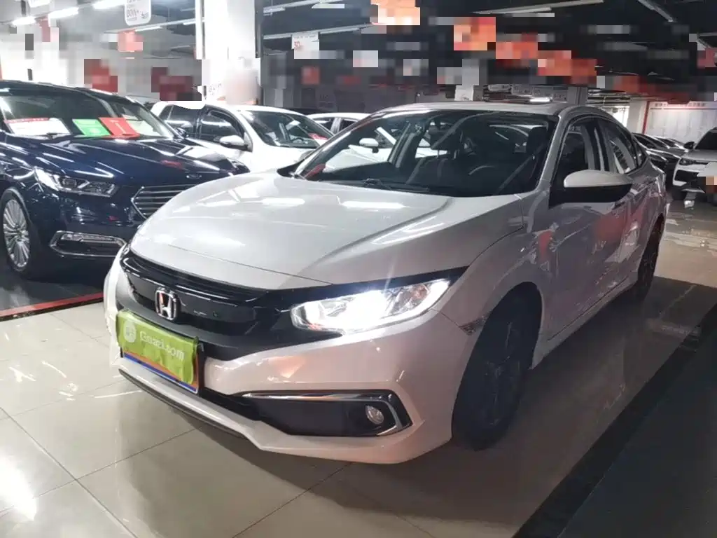 Civic 2019 220TURBO CVT Dynamic Edition National VI купить на сайте DeffCars