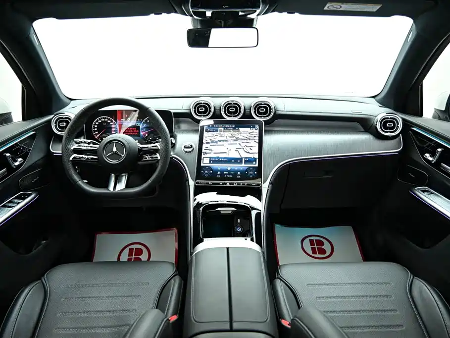 Mercedes-Benz GLC 2024 GLC 260 L 4MATIC luxury model 5 seats купить на сайте DeffCars
