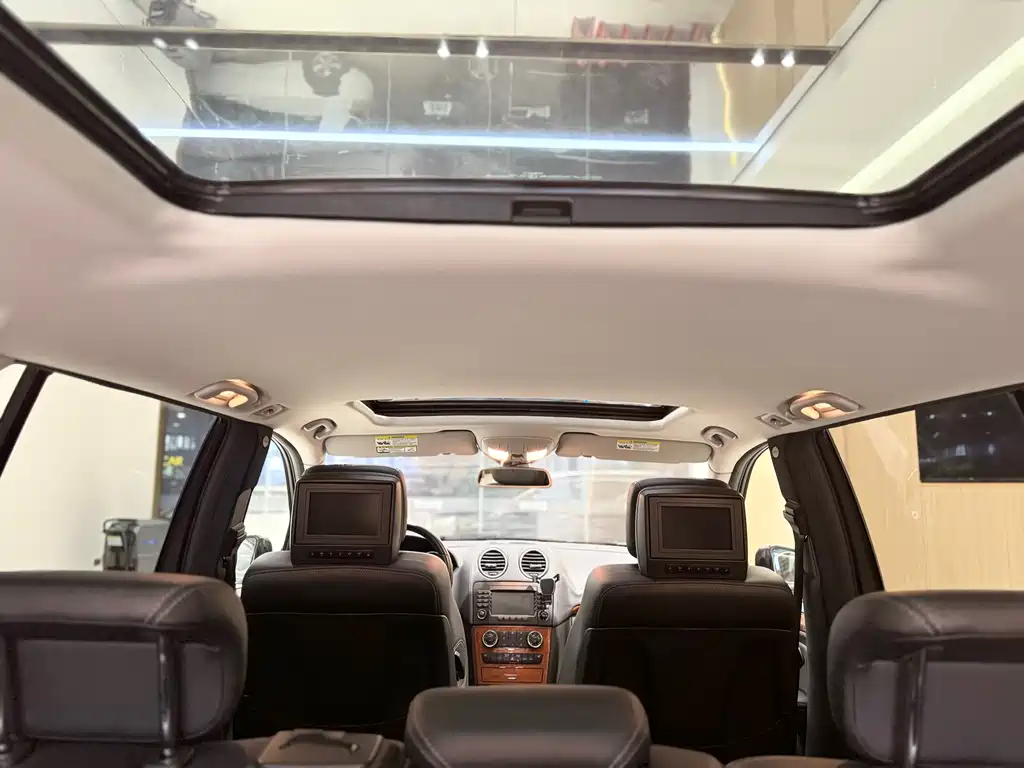 Mercedes-Benz GL Class 2008 GL 450 4MATIC Premium Model купить на сайте DeffCars
