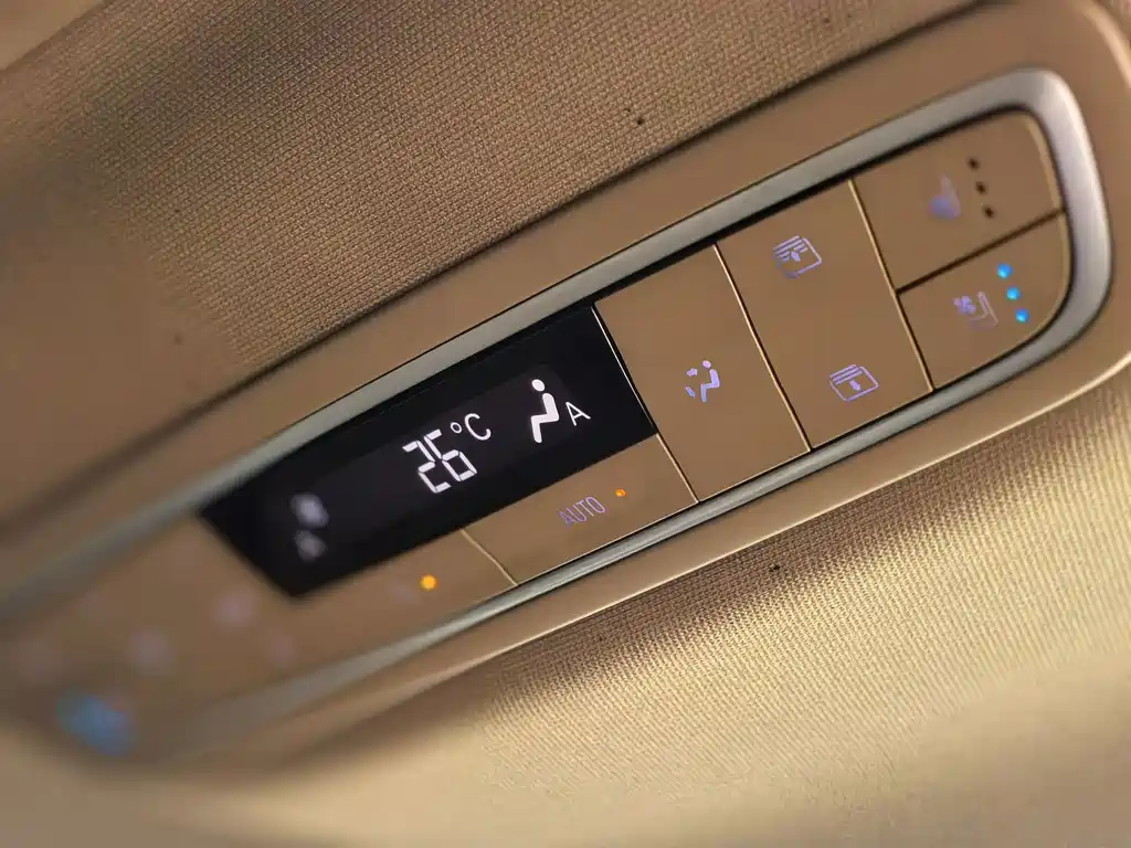 Buick GL8 2018 ES 28T luxury model National VI купить на сайте DeffCars