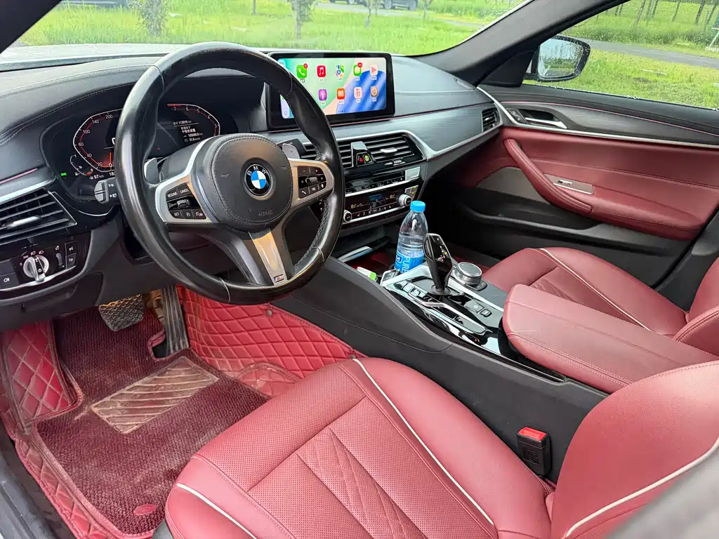 BMW 5 Series 2022 530Li Leading Luxury Package купить на сайте DeffCars