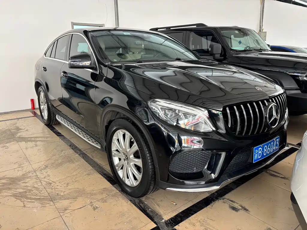 Mercedes-Benz GLE Coupe 2017 GLE 320 4MATIC Coupe SUV купить на сайте DeffCars