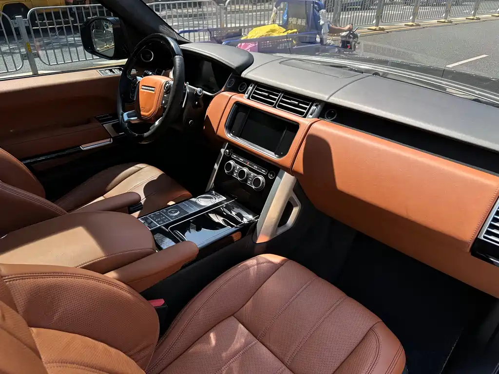 Range Rover 2016 3.0 TDV6 Hybrid Vogue SE Genesis Extended Edition купить на сайте DeffCars