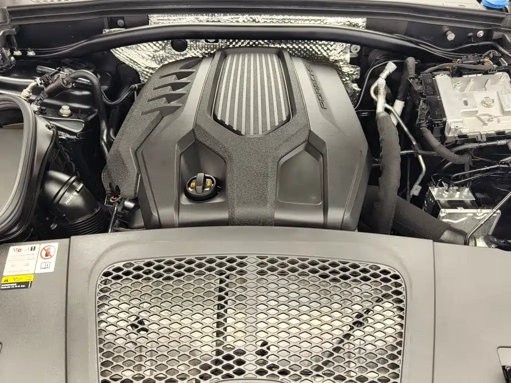 Macan 2023 Macan 2.0T купить на сайте DeffCars