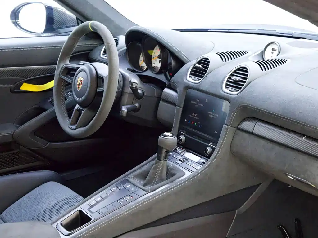 Porsche 718 2022 Cayman GT4 RS 4.0L купить на сайте DeffCars