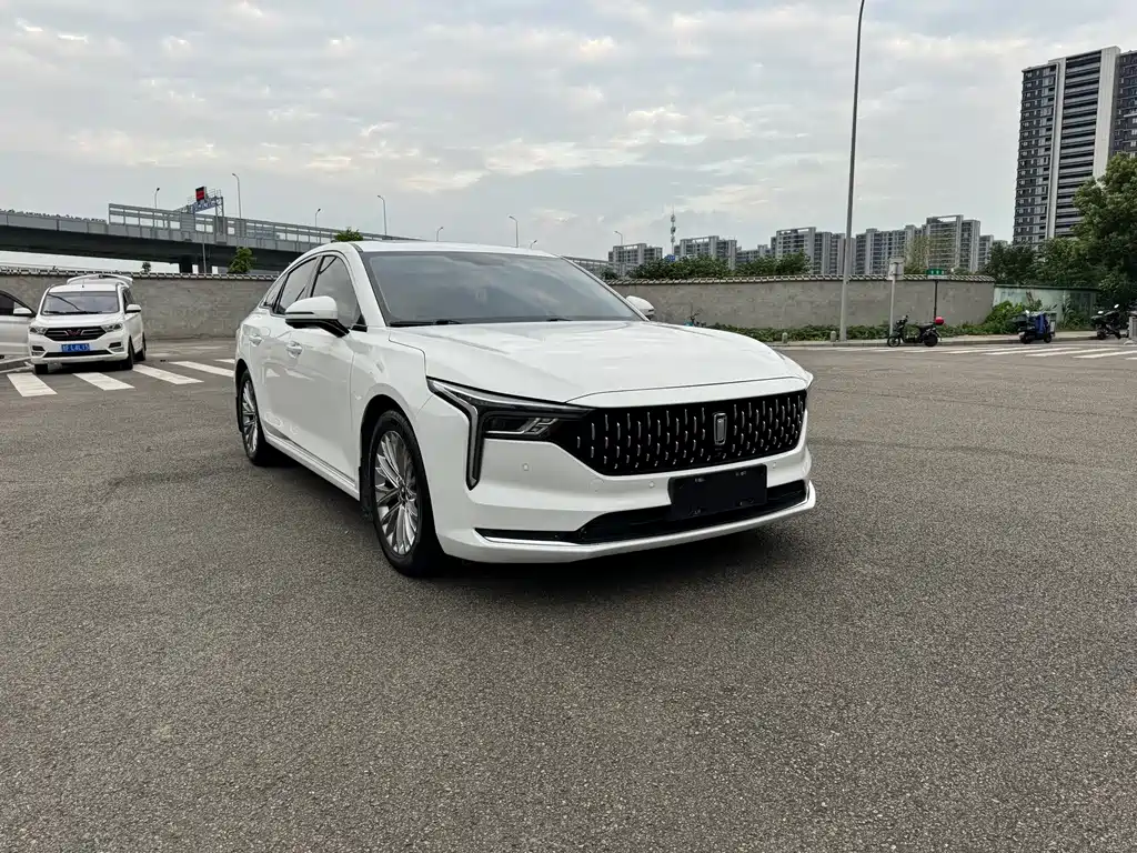 Pentium B70 2023 third generation 1.5T automatic enjoyment type 70th anniversary commemorative edition купить на сайте DeffCars