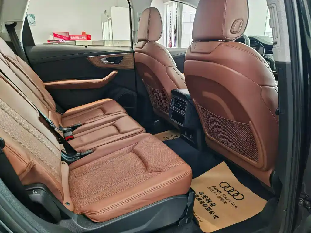 Audi Q7 2023 55 TFSI quattro S premium model купить на сайте DeffCars