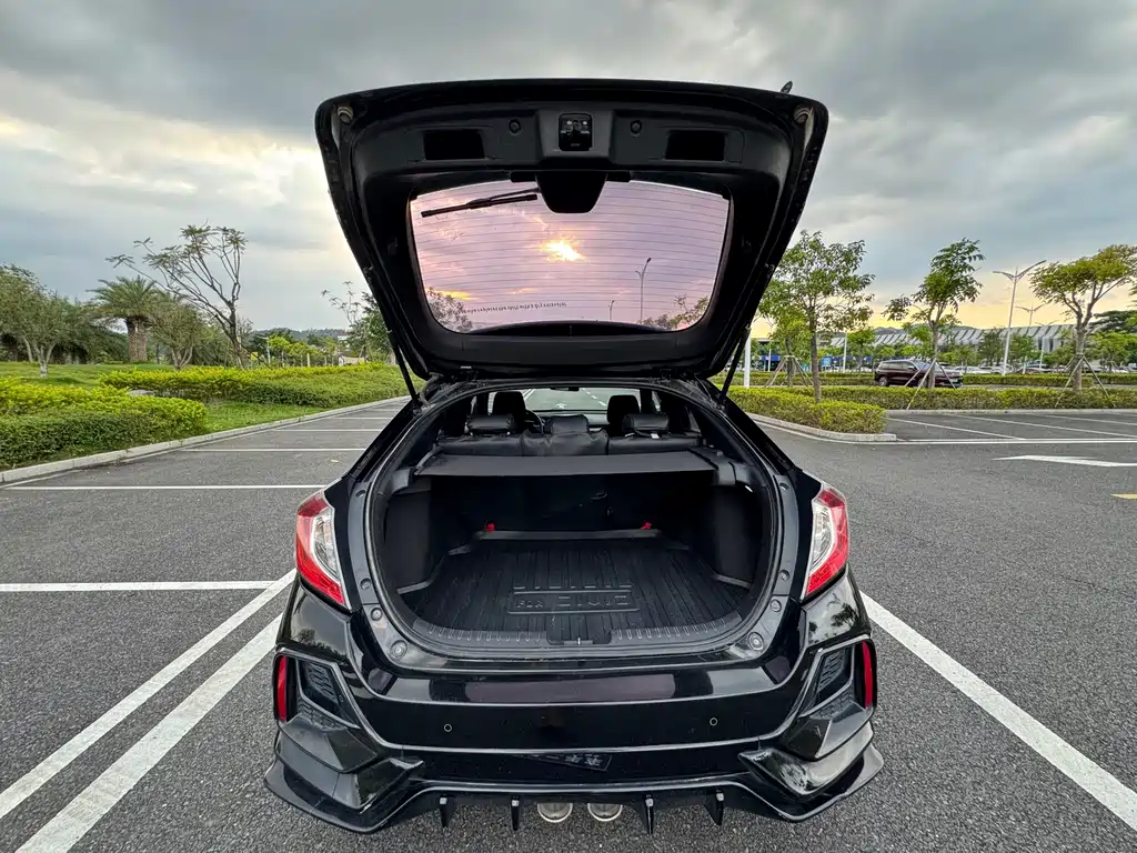 Civic 2021 HATCHBACK 220TURBO CVT cool control купить на сайте DeffCars