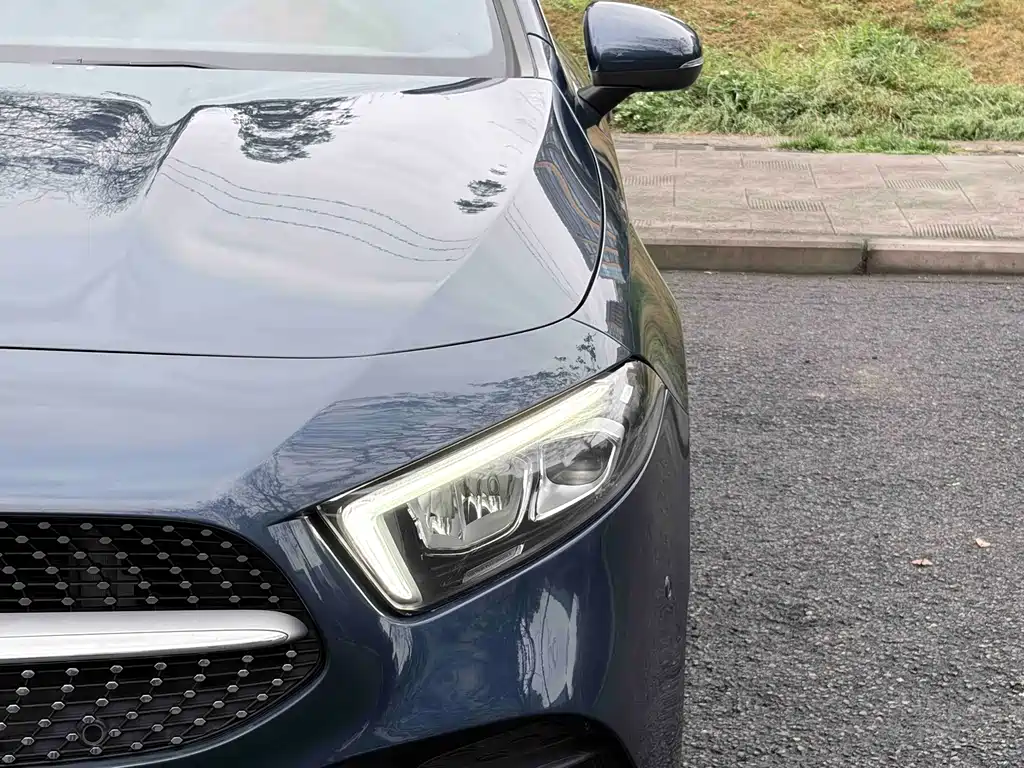 Mercedes-Benz A-Class 2019 A 200 L Sports Sedan купить на сайте DeffCars