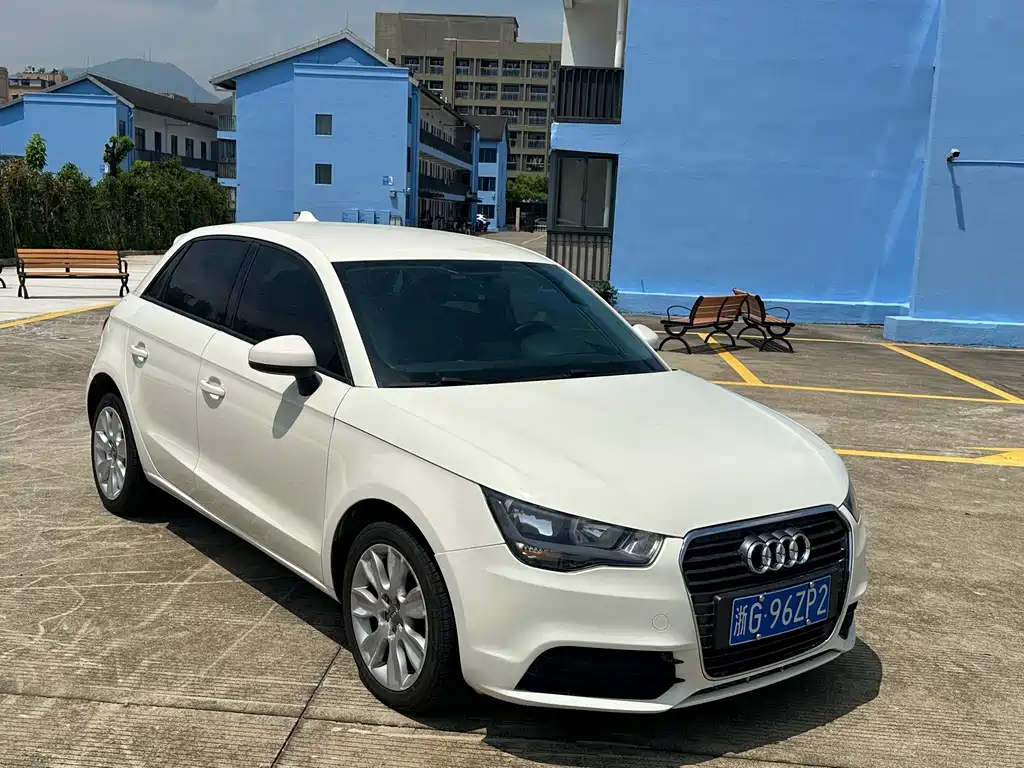 Audi A1 2013 30 TFSI Sportback Ego plus купить на сайте DeffCars