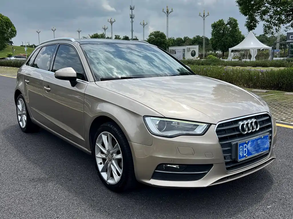 Audi A3 2014 Sportback 35 TFSI automatic comfort model купить на сайте DeffCars