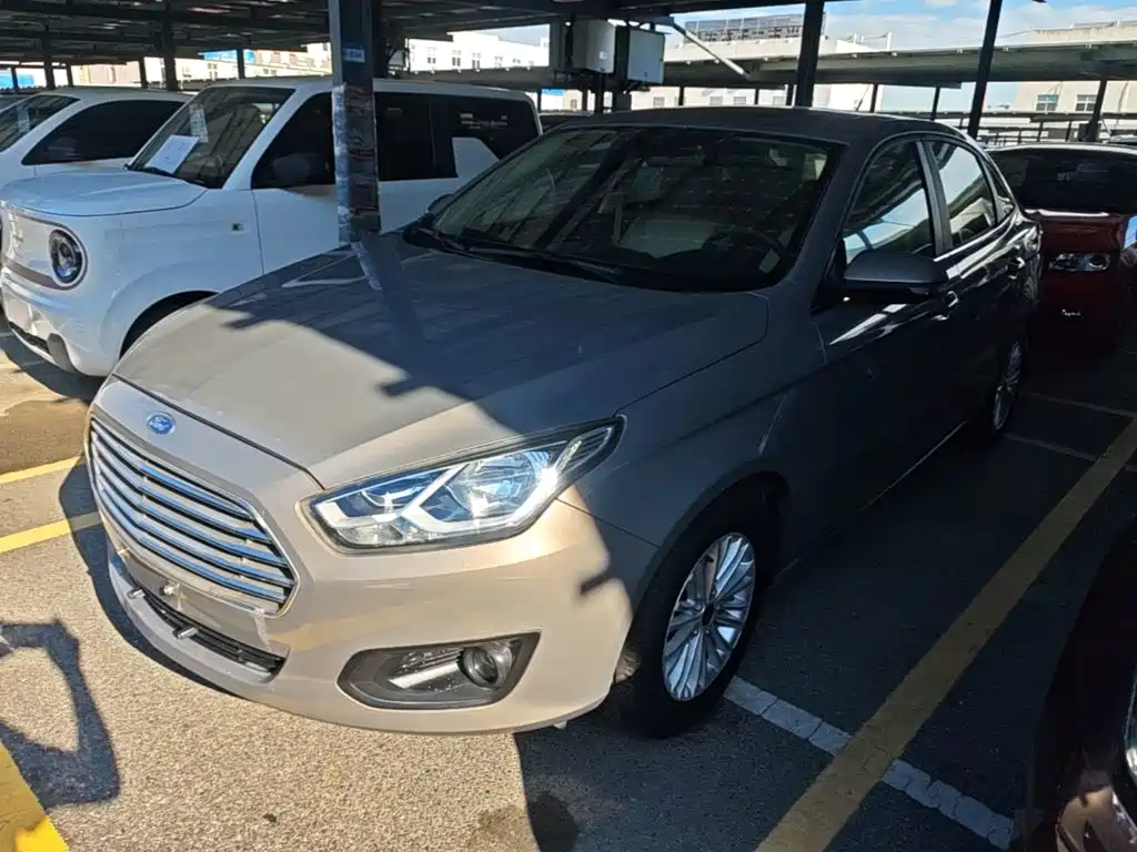 Escort 2015 1.5L automatic comfort type купить на сайте DeffCars