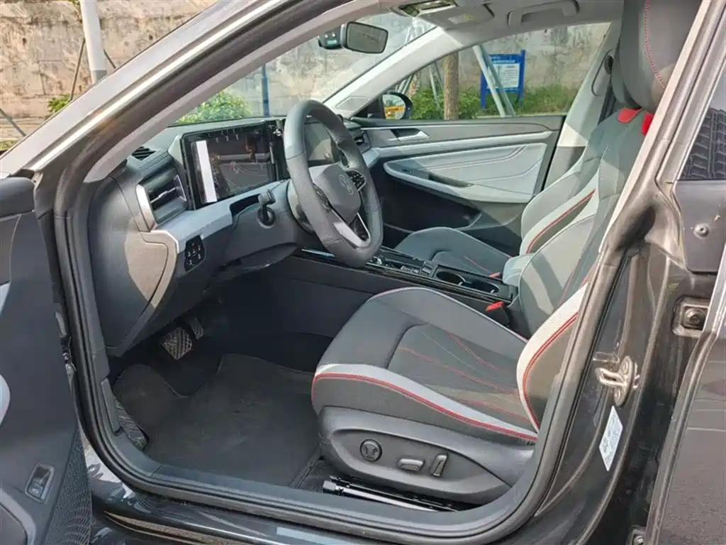 Lingdu 2024 Lingdu L 280TSI DSG Hot Edition купить на сайте DeffCars
