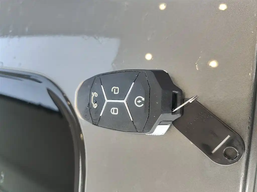 Lynk & Co 03 2021 2.0TD Automatic Champion Edition купить на сайте DeffCars