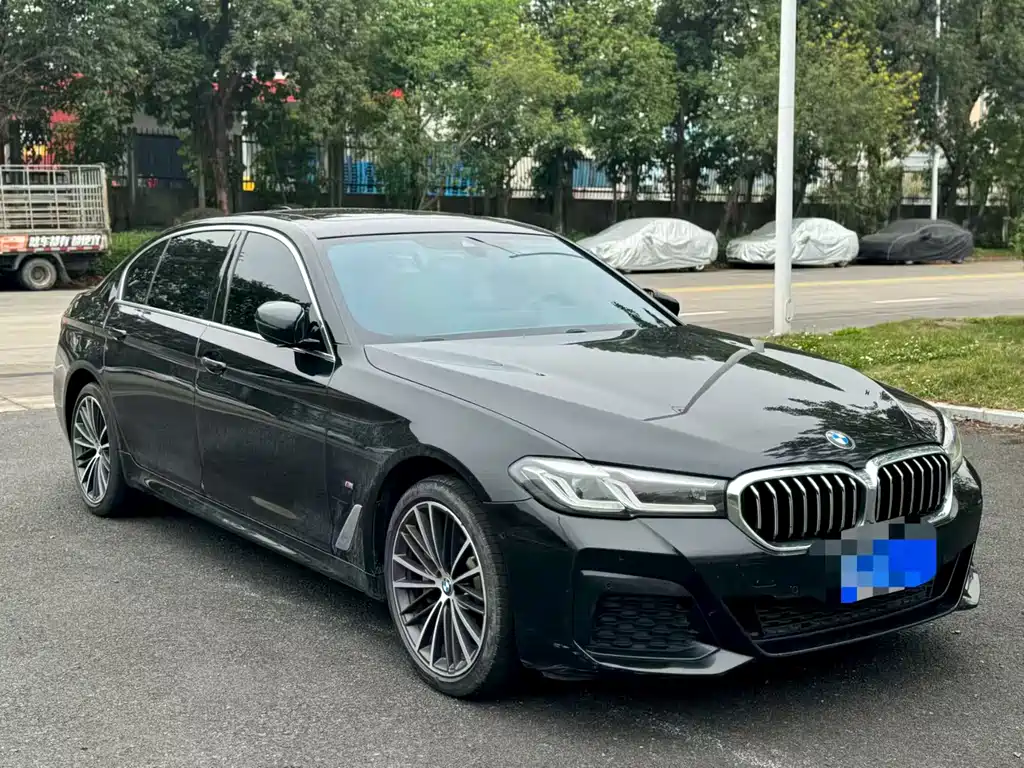 BMW 5 Series 2022 530Li xDrive M Sports Package купить на сайте DeffCars