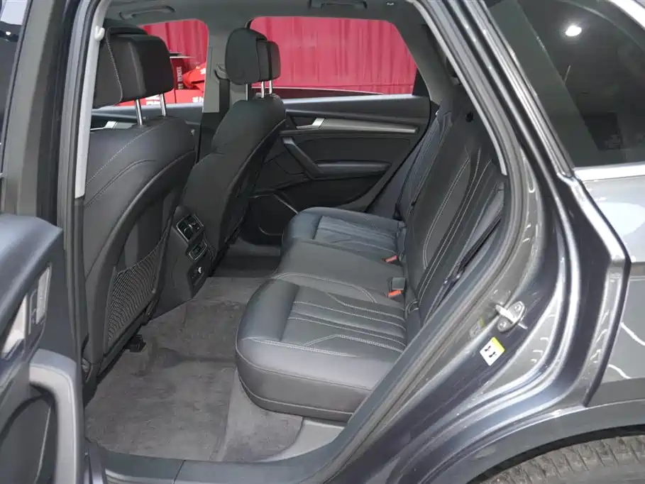 Audi Q5L 2022 facelift 40T luxury and dynamic model купить на сайте DeffCars