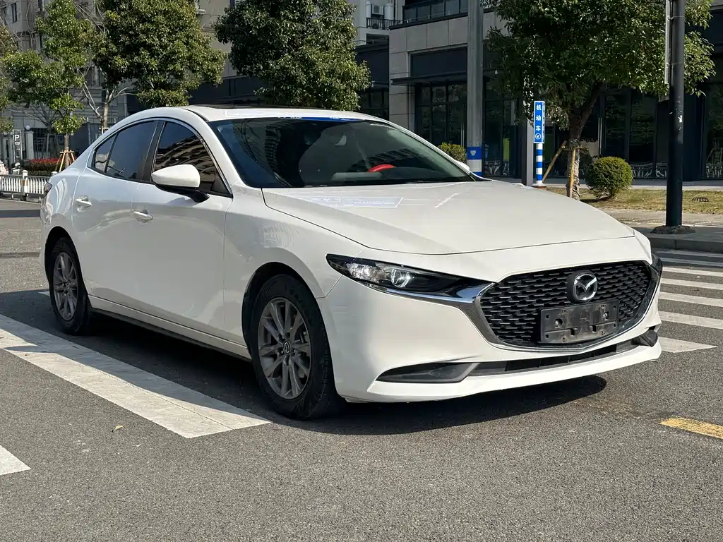 Mazda3 Angkesela 2021 1.5L Automatic Quality Edition купить на сайте DeffCars