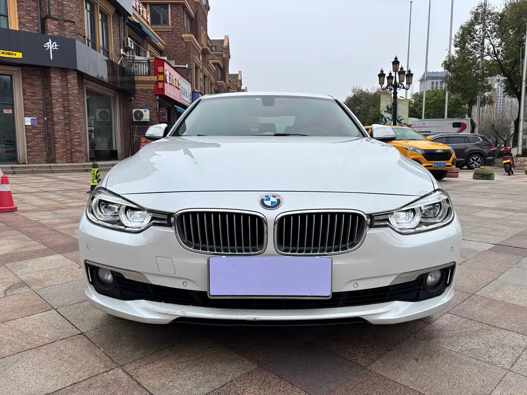 BMW 3 Series 2018 320Li Fashion Model купить на сайте DeffCars