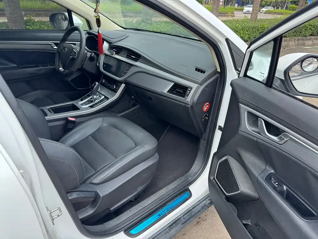 Emgrand GS 2018 Sports Edition 1.8L Automatic Style купить на сайте DeffCars