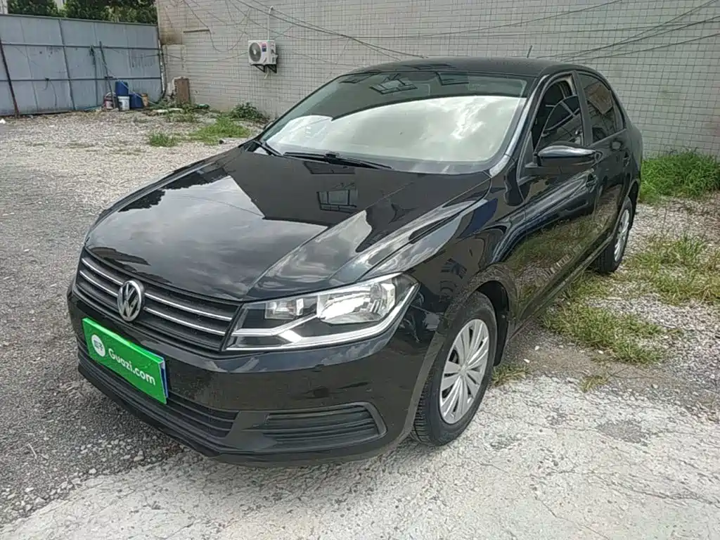 Santana 2016 1.4L Manual Fashion Edition купить на сайте DeffCars
