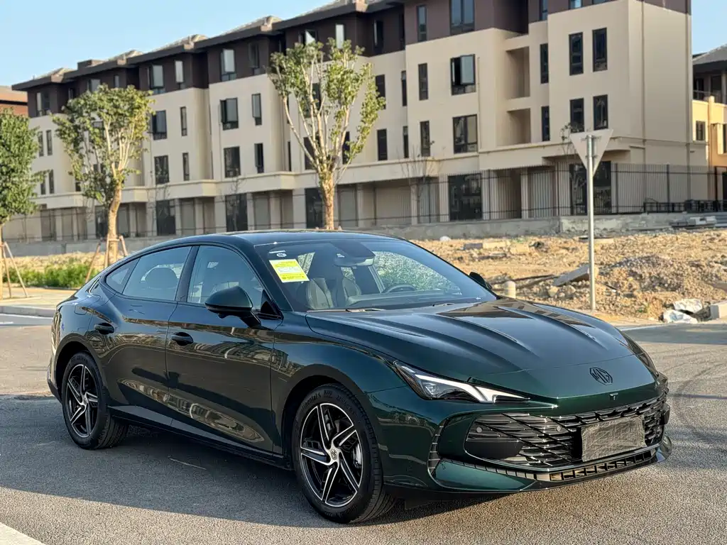 MG7 2025 1.5T 300 DCT Deluxe Edition купить на сайте DeffCars