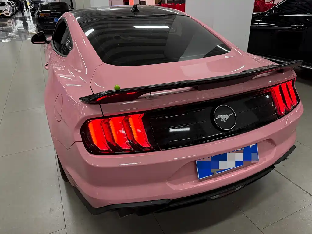 Mustang 2021 2.3T EcoBoost купить на сайте DeffCars