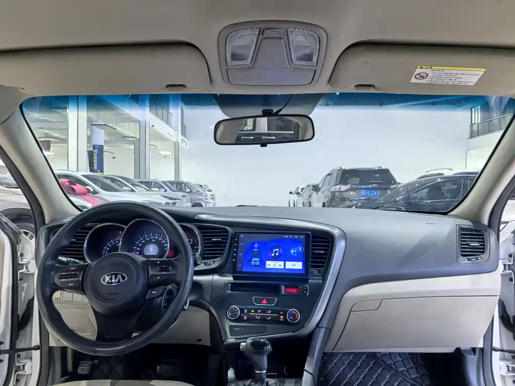 Kia K5 2015 2.0L automatic GL купить на сайте DeffCars