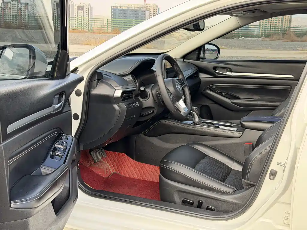 Teana 2021 2.0L XL Upper AD1 Smart Travel Pilot Edition купить на сайте DeffCars