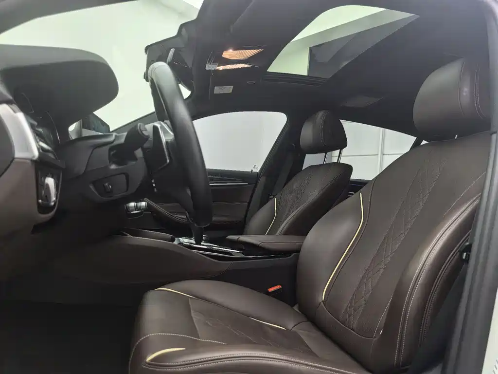 BMW 5 Series 2018 530Li Exclusive M Sports Package купить на сайте DeffCars
