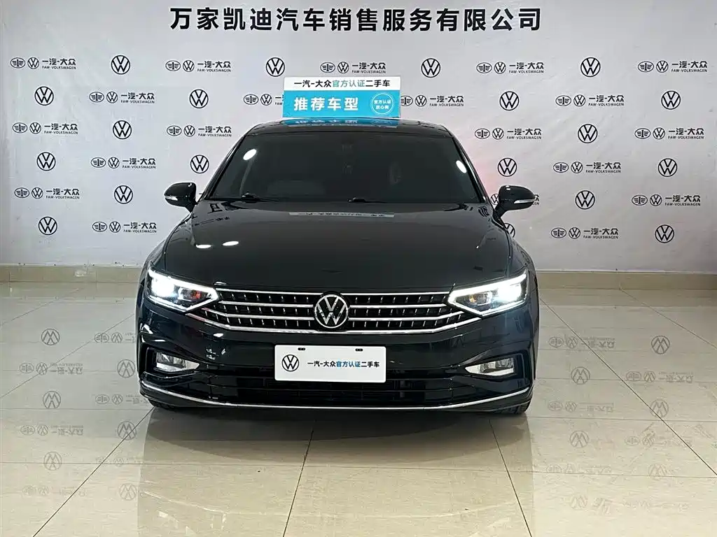 Magotan 2023 2 million commemorative edition 330TSI DSG leading model купить на сайте DeffCars