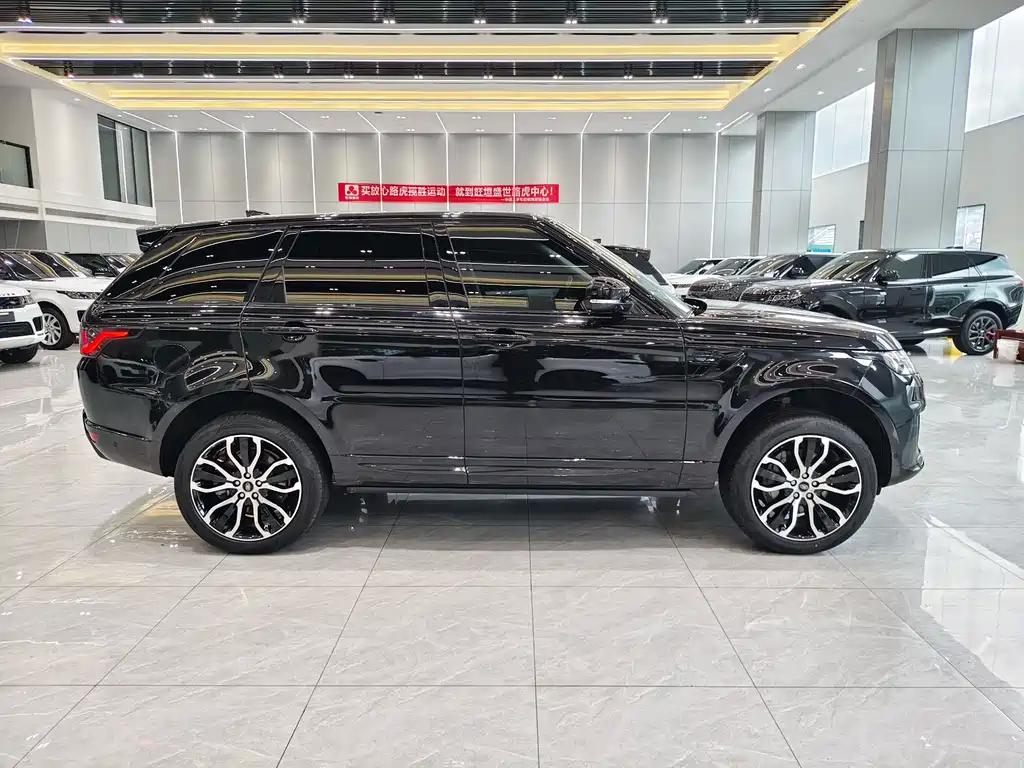 Range Rover Sport 2022 3.0 L6 Black Edition купить на сайте DeffCars