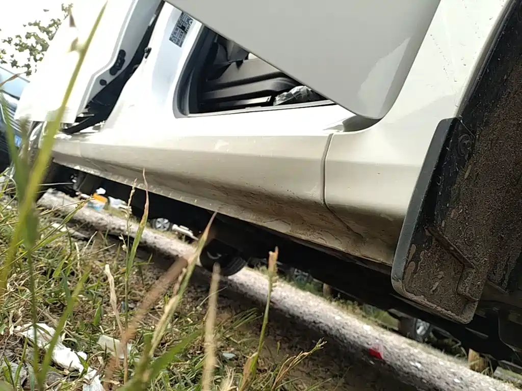 Wuling Hongguang V 2022 1.5L Enjoyable Edition Electric Power Assist LAR купить на сайте DeffCars