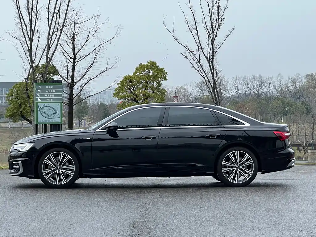 Audi A6L 2025 45 TFSI quattro premium dynamic model купить на сайте DeffCars